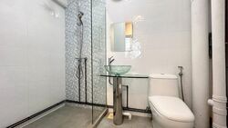 Blk 216 Jurong East Street 21 (Jurong East), HDB Executive #550801101